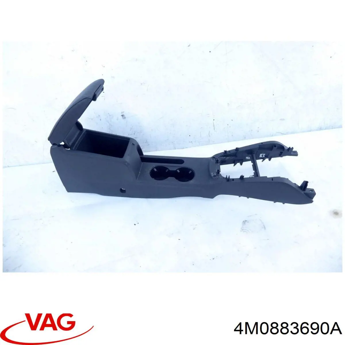 Купити 4M0883690A VAG 