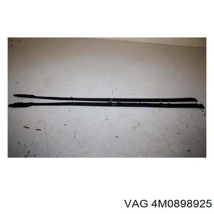 4M0898925 VAG 