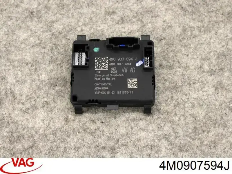 Кришка люка даху передня VAG 4M0907594J ціна, від 11.29 USD