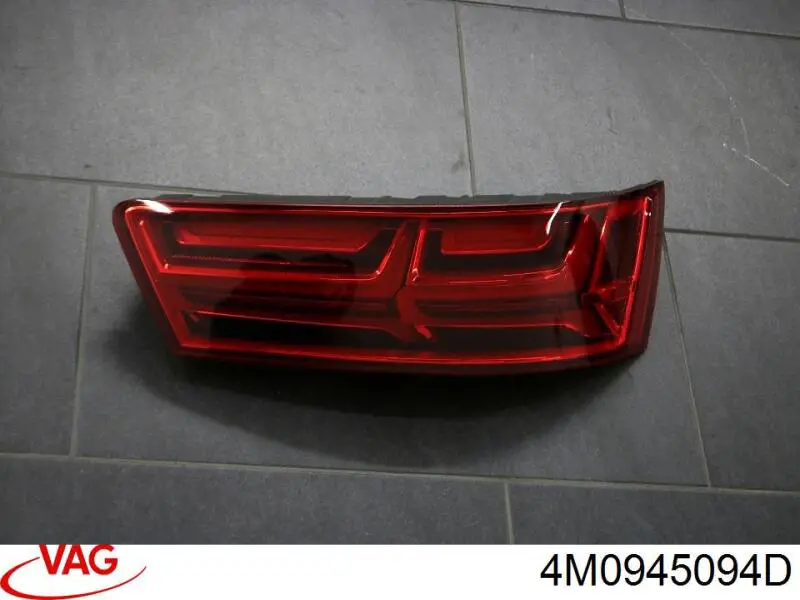 Задні ліхтарі VAG 4M0945094D ціна, від 79.18 USD