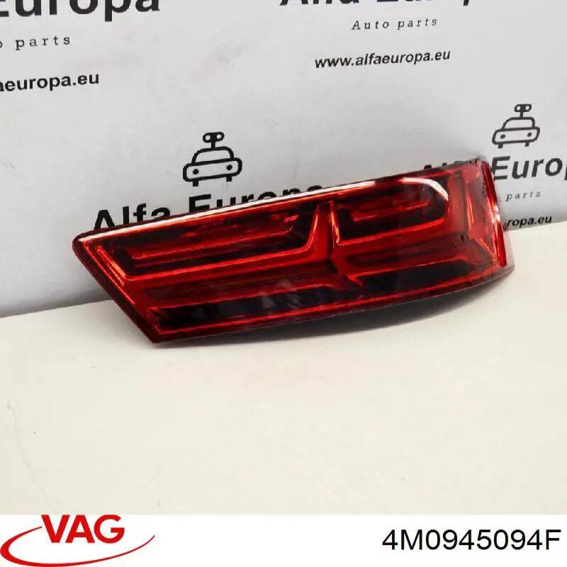 Купити 4M0945094F VAG Задня права фара