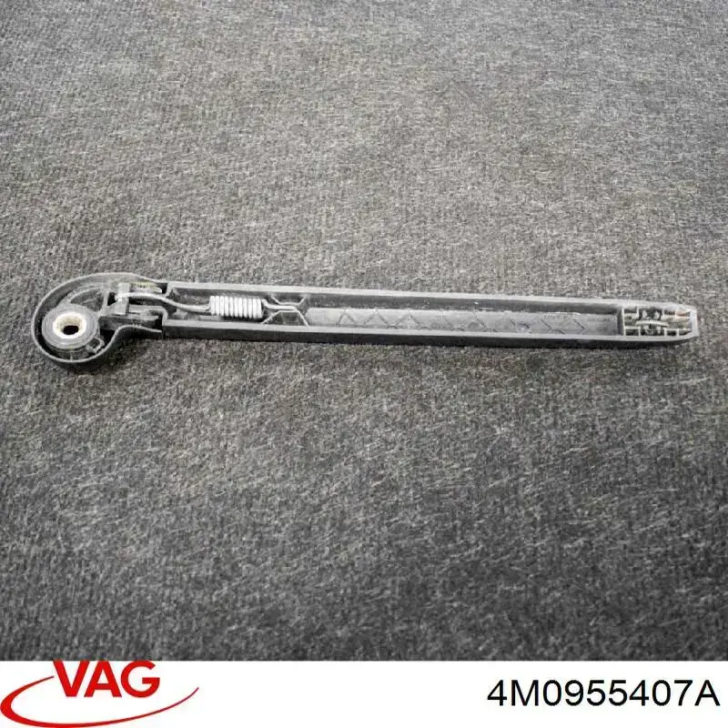 Важіль-поводок склоочисника заднього скла VAG 4M0955407A