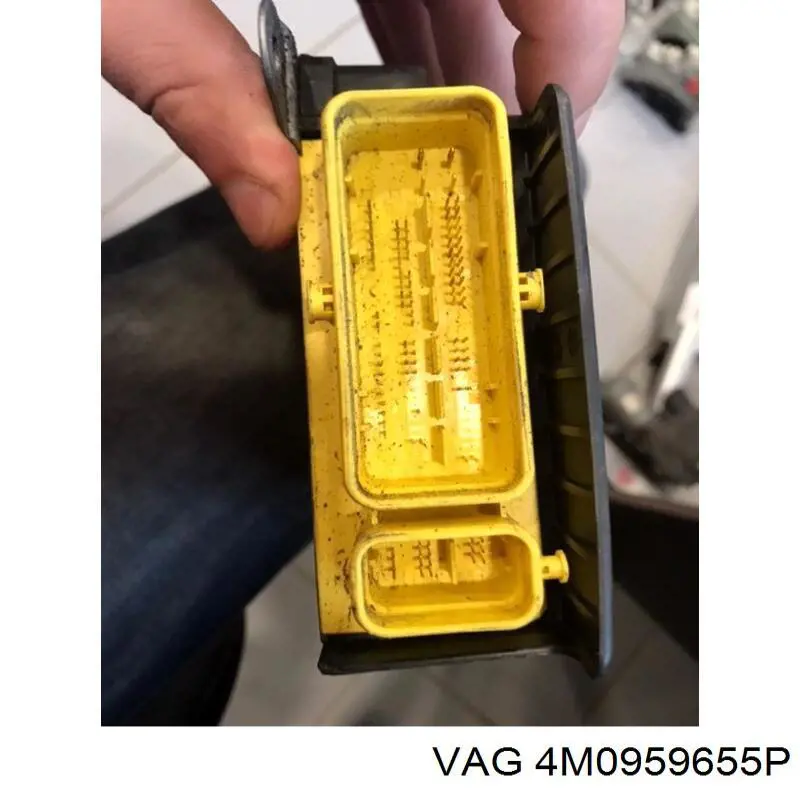4M0959655P VAG Модуль-процесор управління подушки безпеки