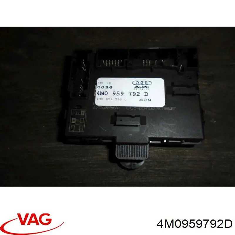 4M0959792D VAG Блок комфорту передніх дверей