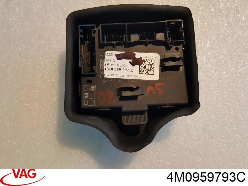 Блок комфорту передніх дверей 4M0959593D VAG