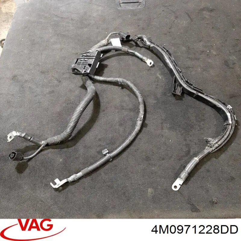  VAG 4M0971228DD ціна, від 265.08 USD