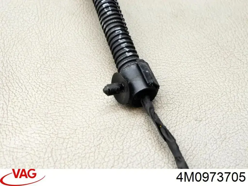 Купити 4M0973705 VAG 