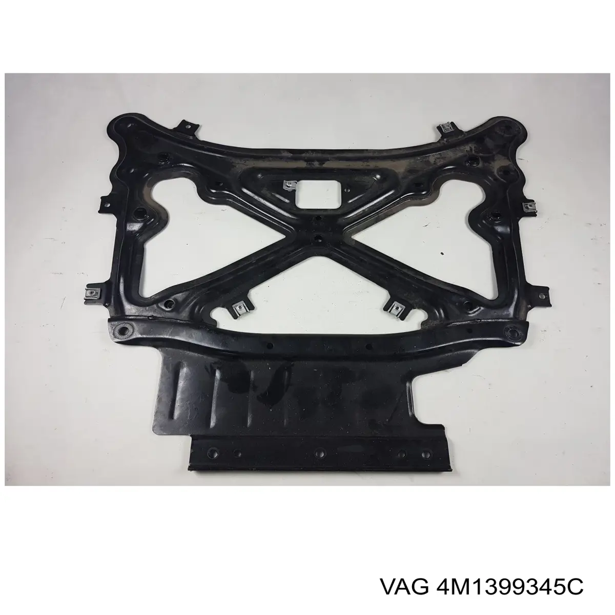 Купити 4M1399345C VAG Підсилювач переднього підрамника