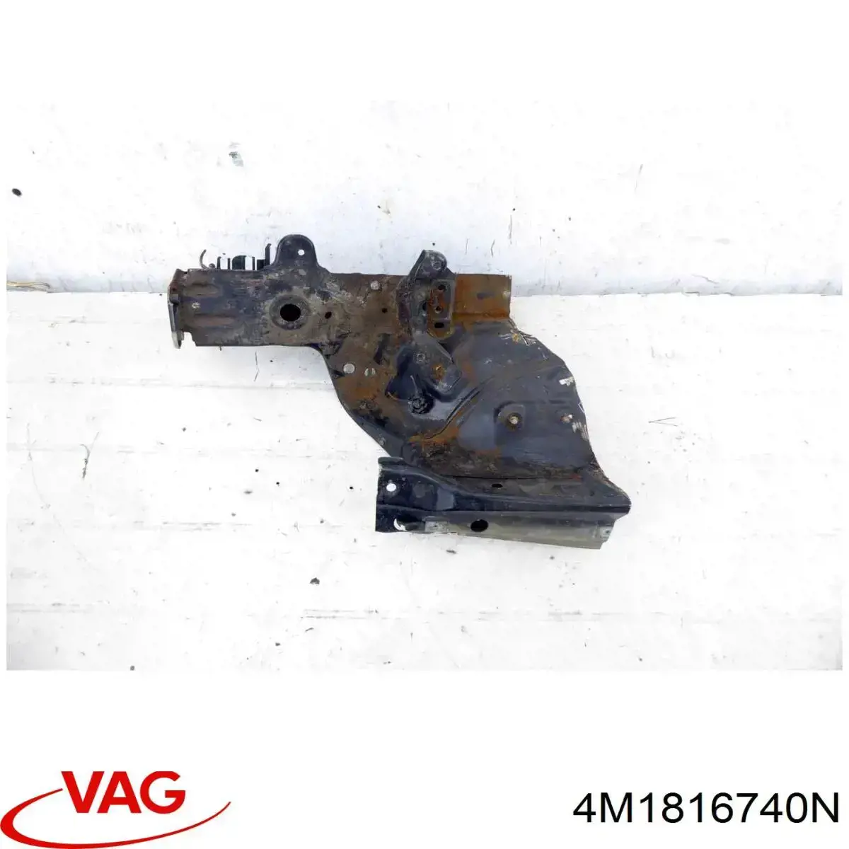  VAG 4M1816740N ціна, від 38.01 USD