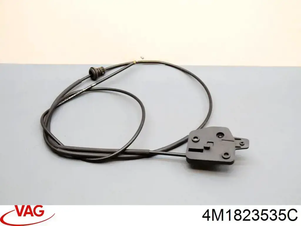 Купити 4M1823535C VAG Трос відкриття капота, задній