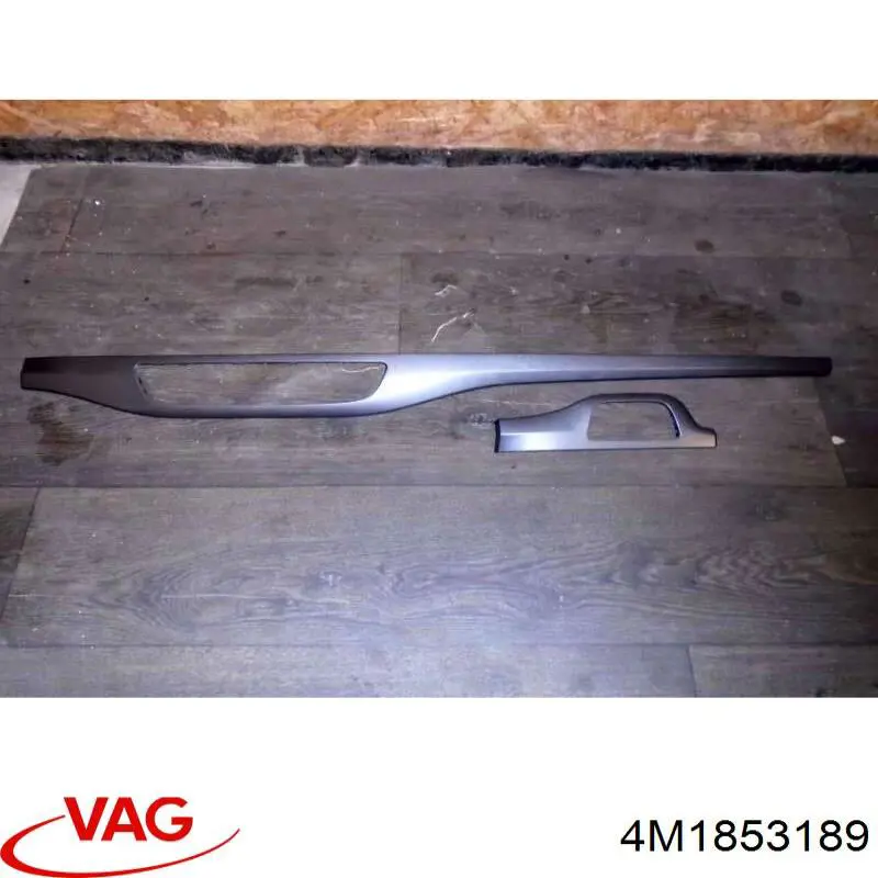 Молдинг (накладка) панелі приладів "торпедо", лівий VAG 4M1853189RRQ8 ціна, від 16.91 USD