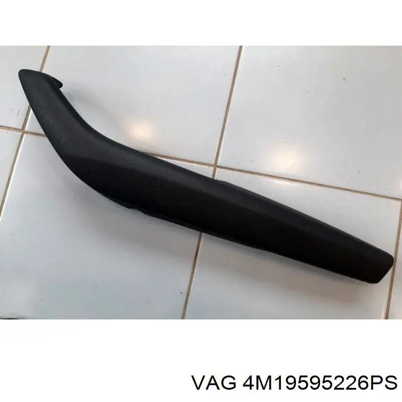  VAG 4M19595226PS ціна, від 37.50 USD