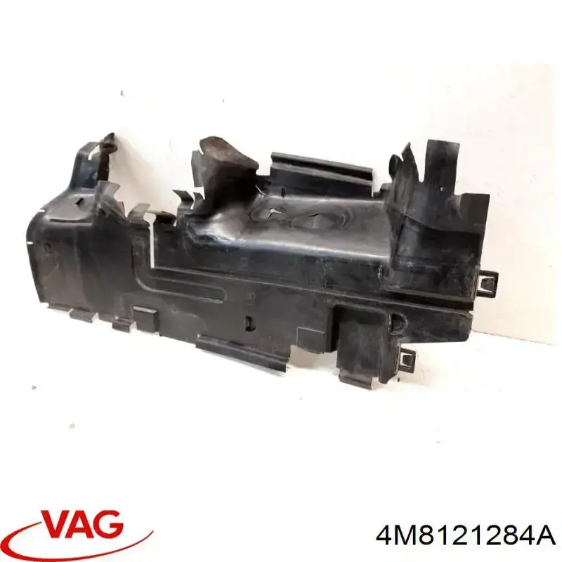 4M8121284A VAG Повітропровід (дефлектор) радіатора, правий