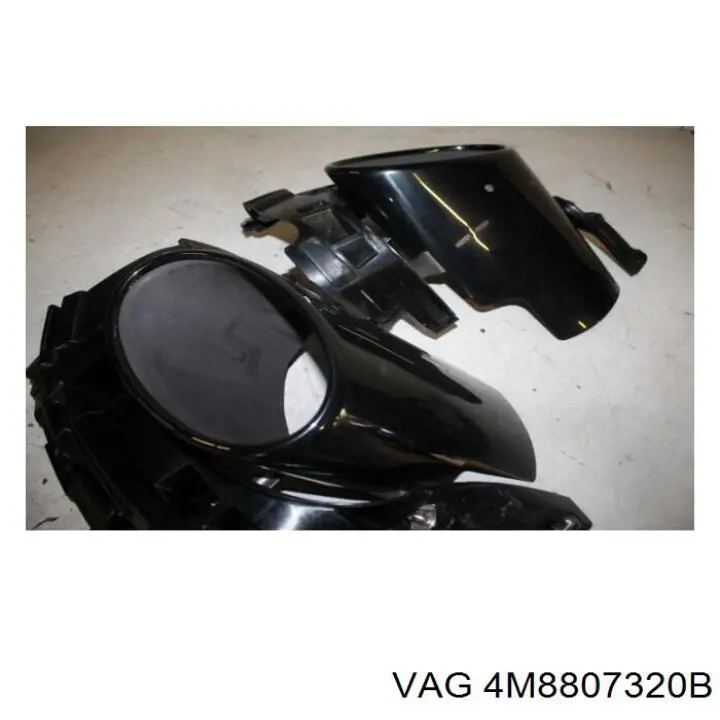 Кронштейн бампера заднього, правий VAG 4M8807320B ціна, від 96.11 USD