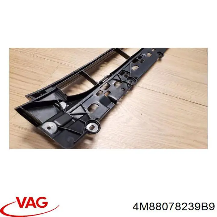 4M88078239B9 VAG 