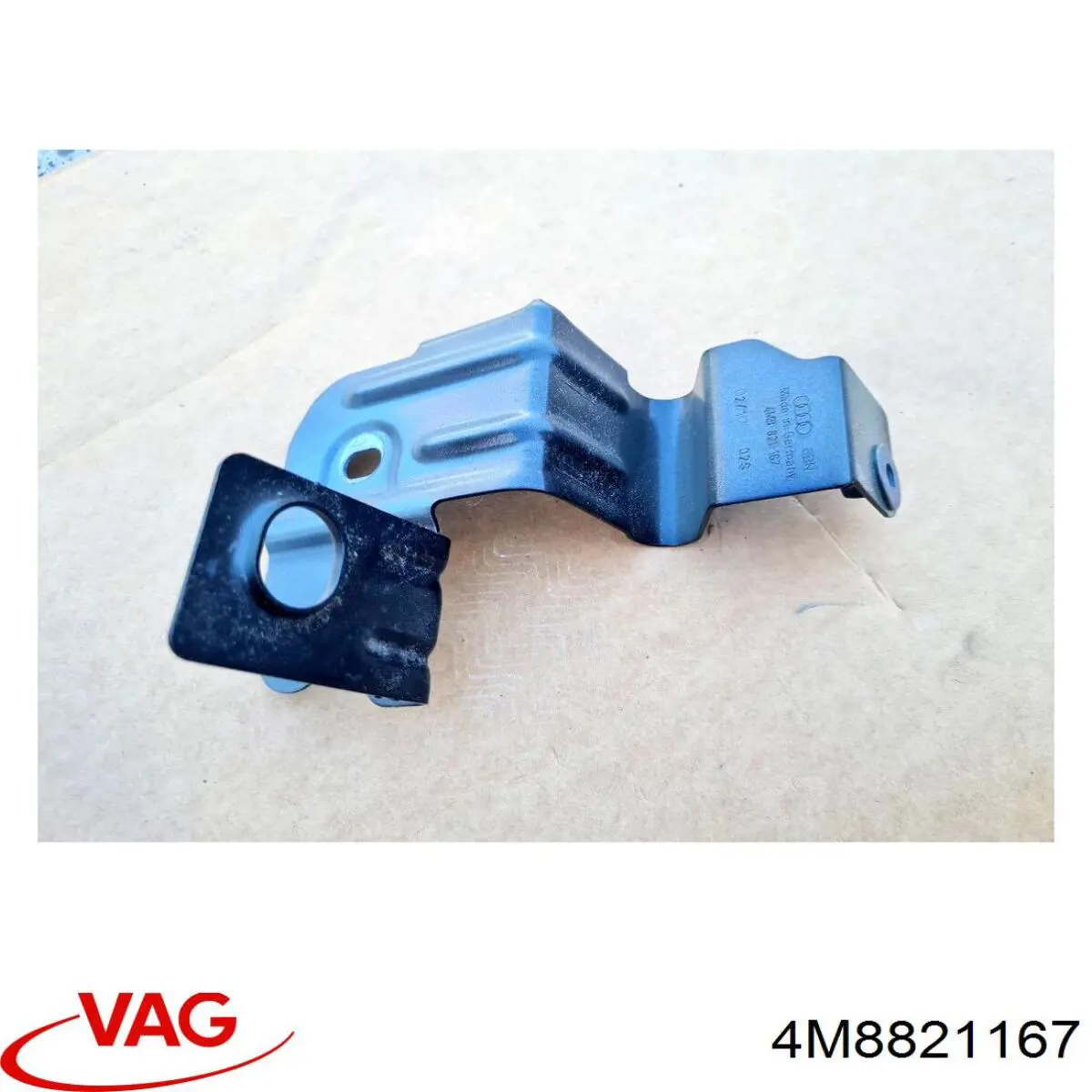 4M8821167 VAG 