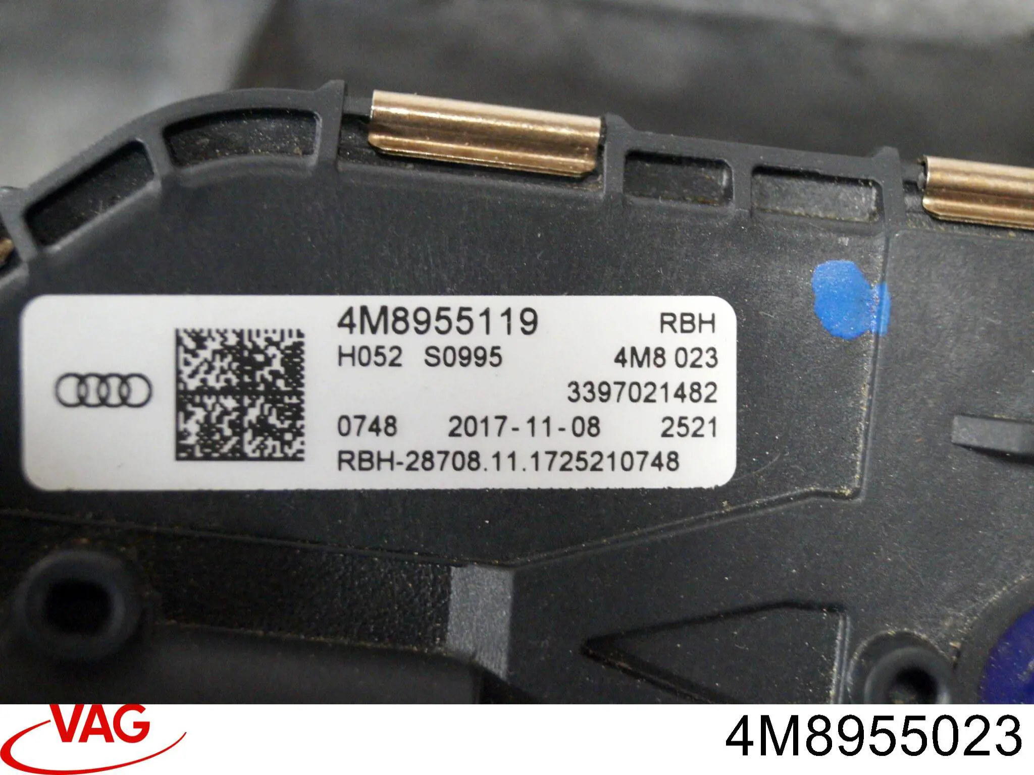 Трапеція щіток лобового скла VAG 4M8955023 ціна, від 57.01 USD