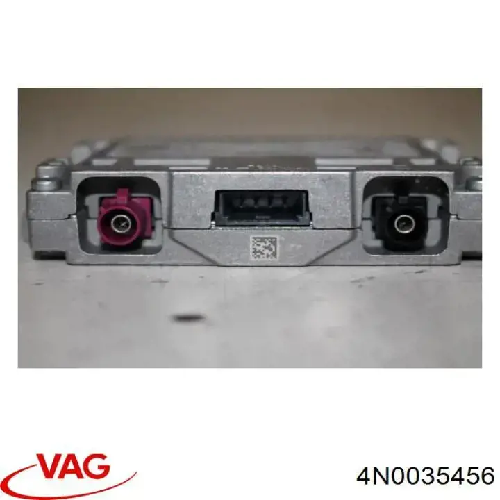 Купити 4N0035456 VAG Підсилювач сигналу антени