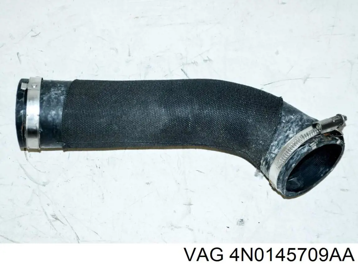 Шланг/патрубок интеркуллера VAG 4N0145709AA ціна, від 155.12 USD