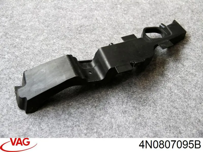 Кронштейн бампера заднього, зовнішній лівий VAG 4N0807095 ціна, від 31.67 USD