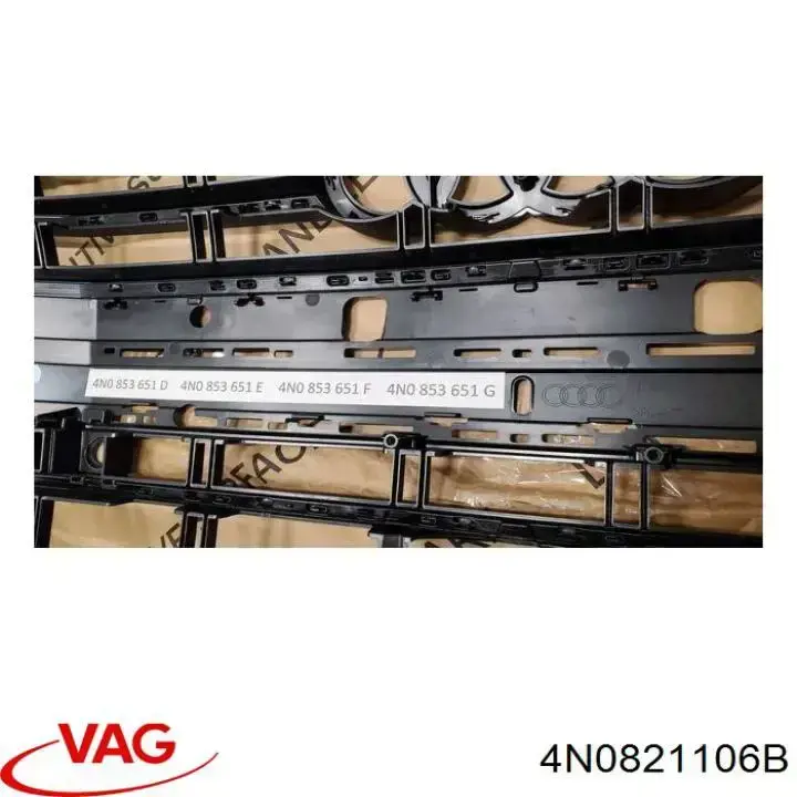 Крило переднє праве VAG 4N0821106B ціна, від 475.28 USD