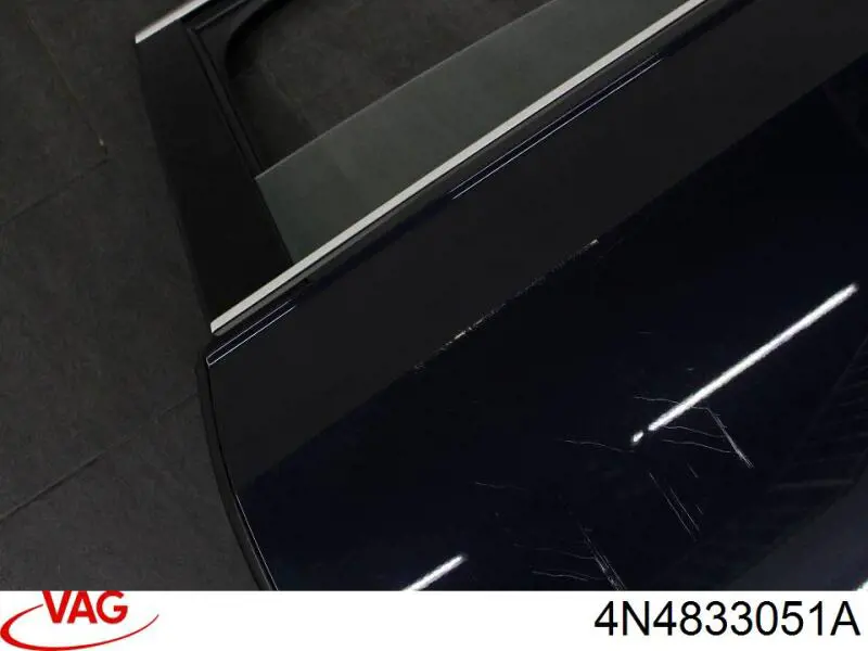 Купити 4N4833051A VAG Двері задні, ліві