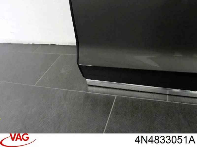 Двері задні, ліві 4N4833051A VAG