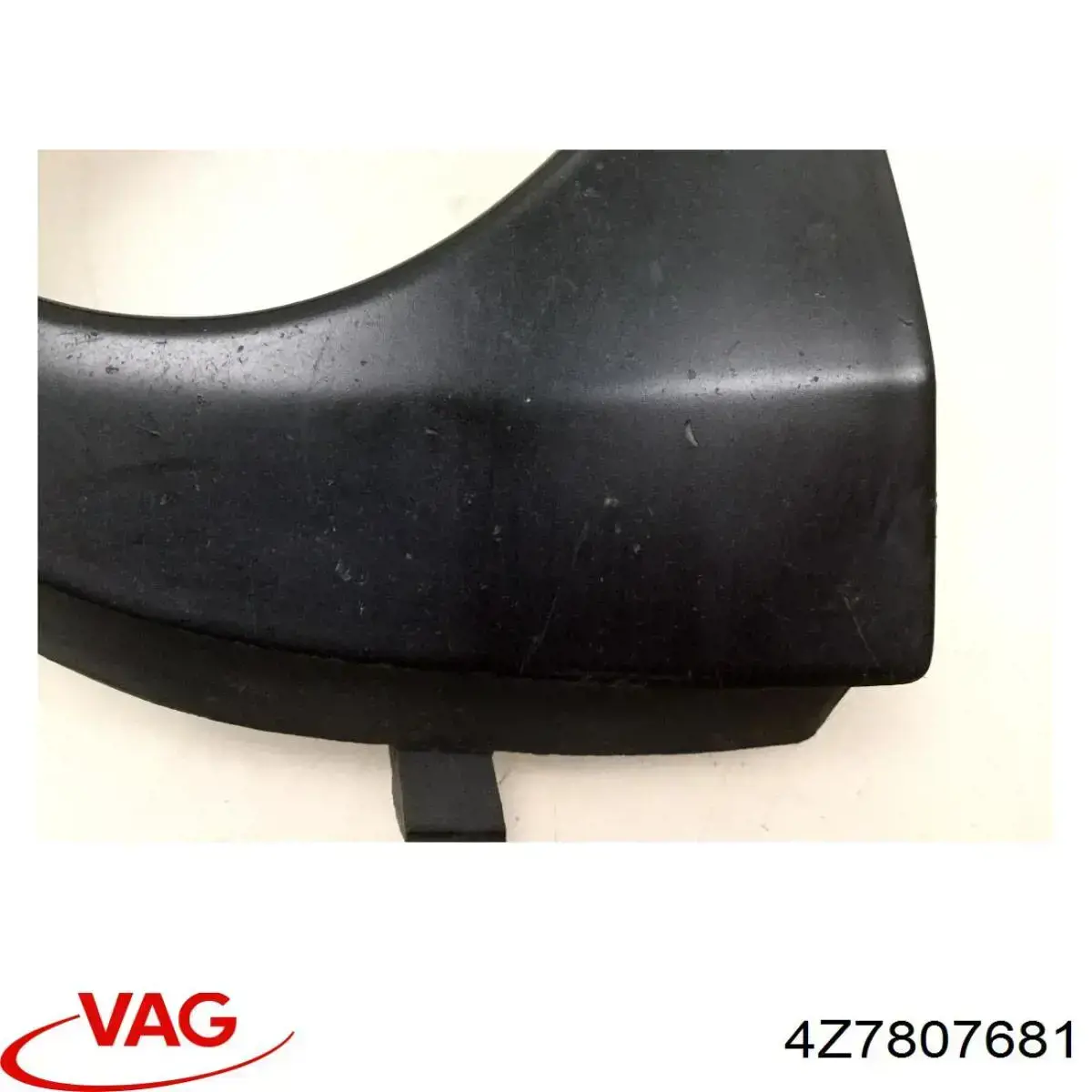 Купити 4Z7807681 VAG 