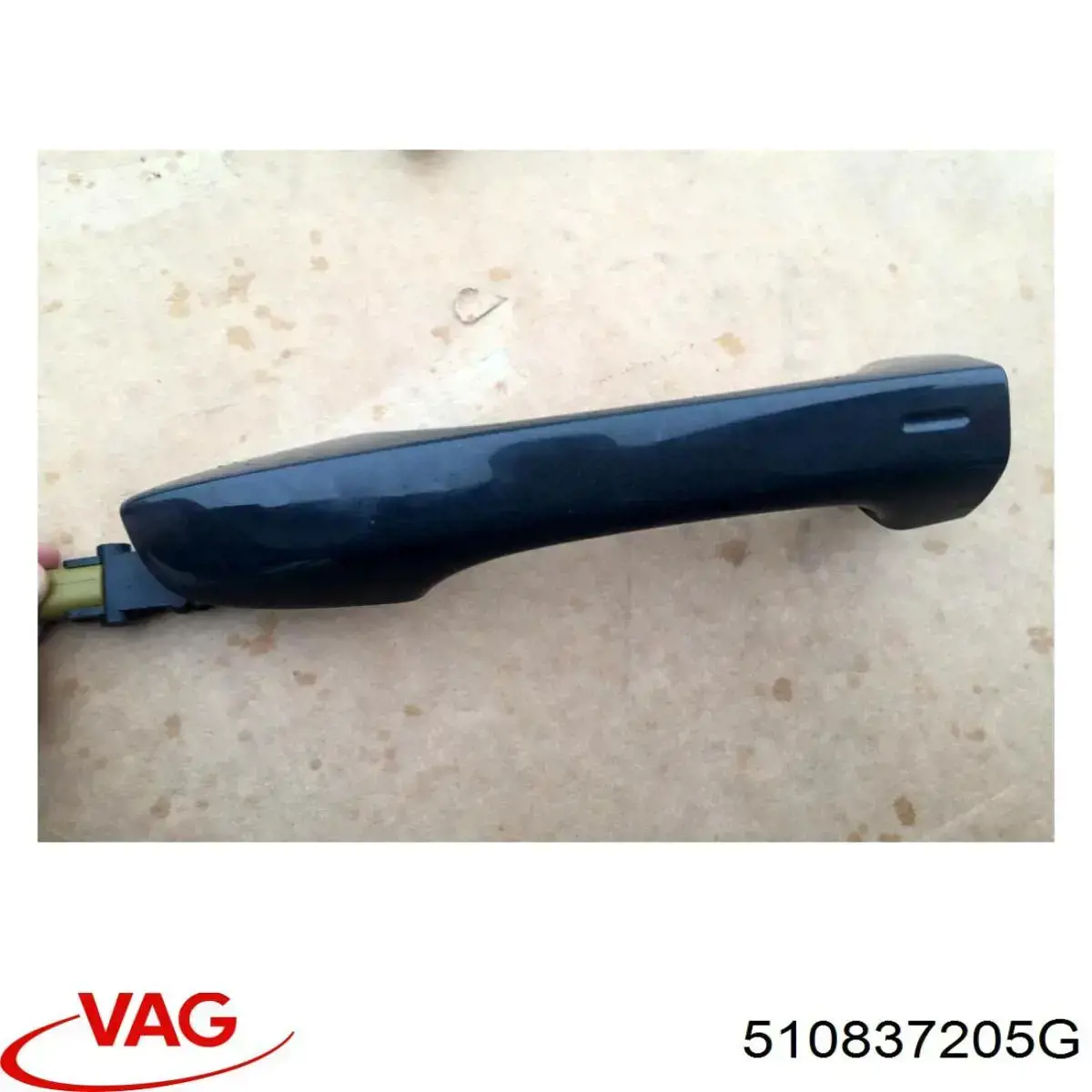 Ручка передніхї лівих дверей VAG 510837205G ціна, від 63.35 USD
