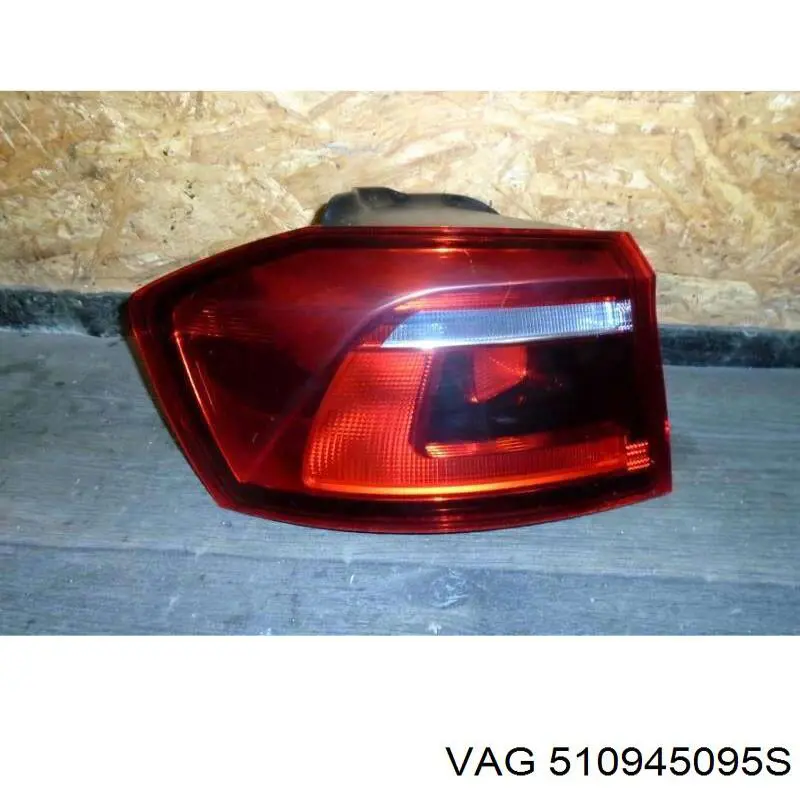 Купити 510945095S VAG Ліхтар задній