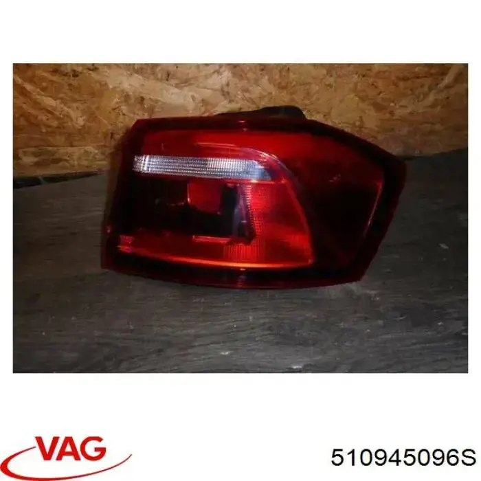 Ліхтар задній правий, зовнішній 510945096S VAG