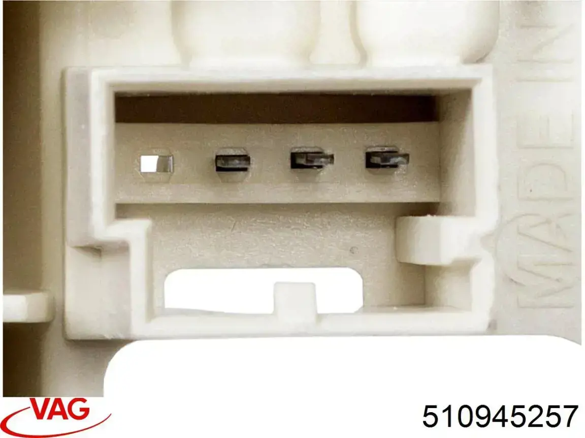 510945257 VAG Патрон фари