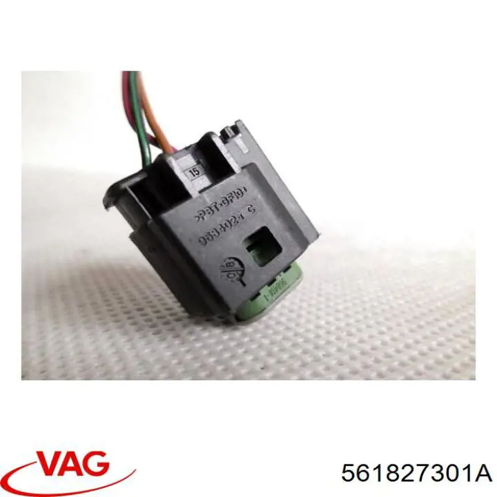 Купити 561827301A VAG Деталі багажника (петлі і упор кришки)