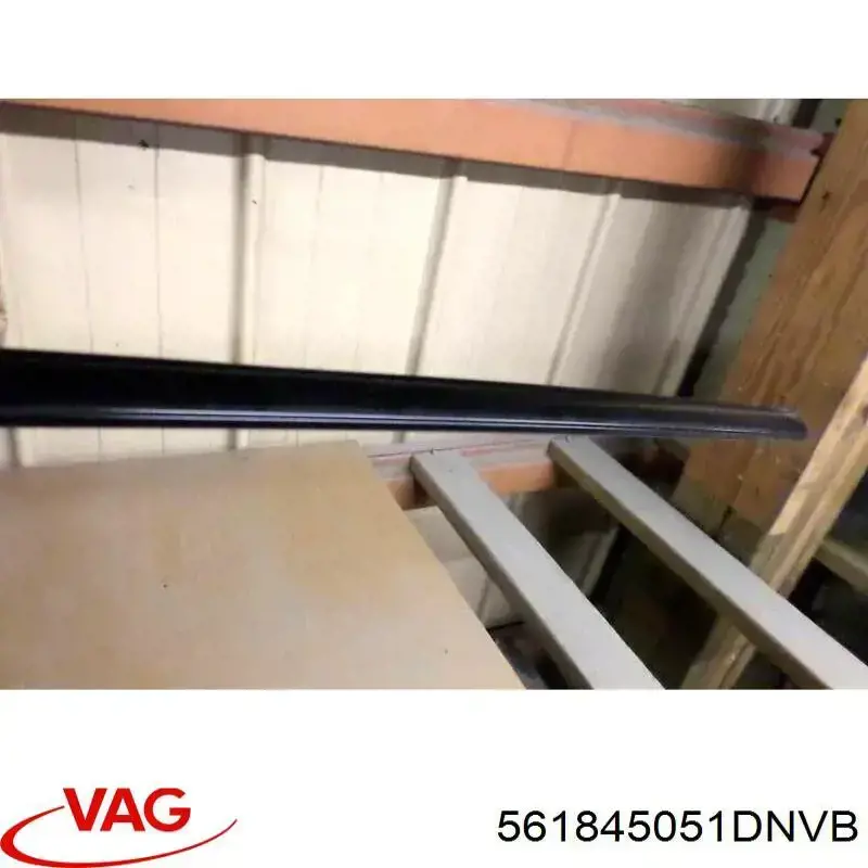 Скло автомобільне заднє VAG 561845051KNVB ціна, від 68.98 USD