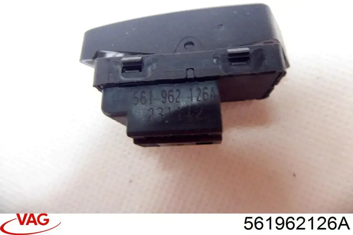 561962126A VAG 