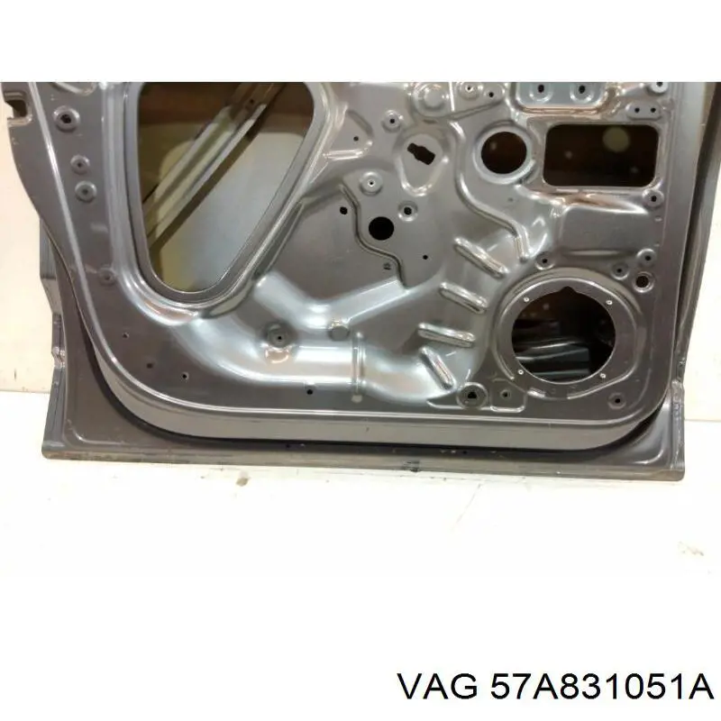 Купити 57A831051A VAG Двері кабіни