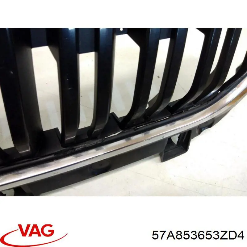 57A853653ZD4 VAG Решітка радіатора