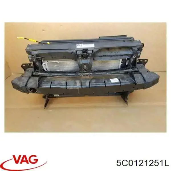 Купити 5C0121251L VAG Радіатор двигуна