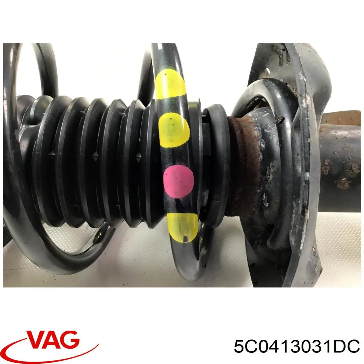 Стойка амортизатора передняя VAG 5C0413031DC ціна, від 19.19 USD