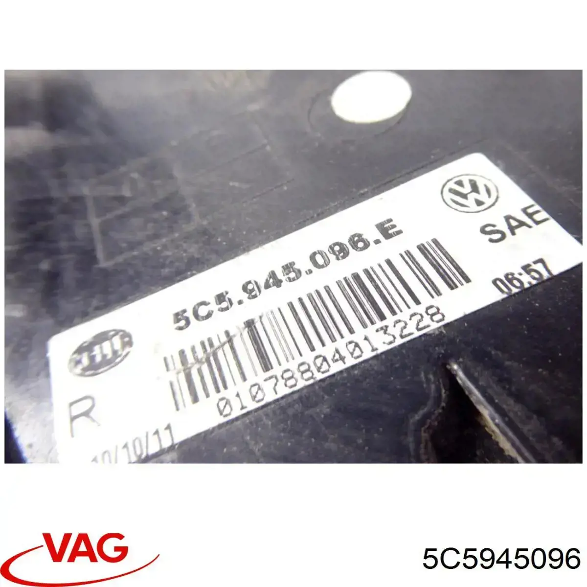 Задні ліхтарі VAG 5C5945096 ціна, від 87.62 USD
