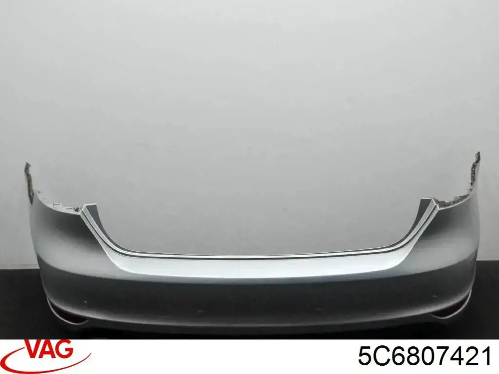 Бампер задній VAG 5C6807421
