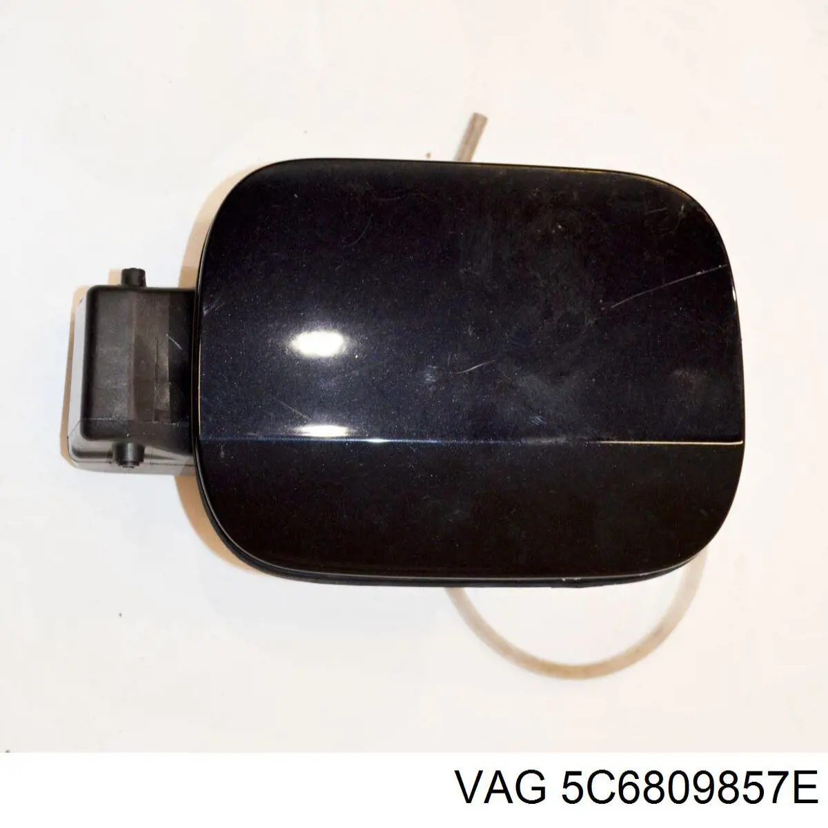 Люк б/бака VAG 5C6809857E ціна, від 46.29 USD