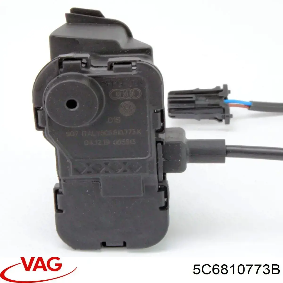 Замок відкривання лючка бензобаку VAG 5C6810773B