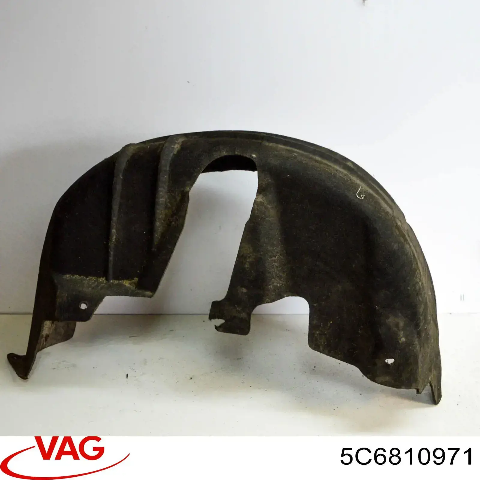 Підкрилок заднього крила, лівий 5C6810971 VAG