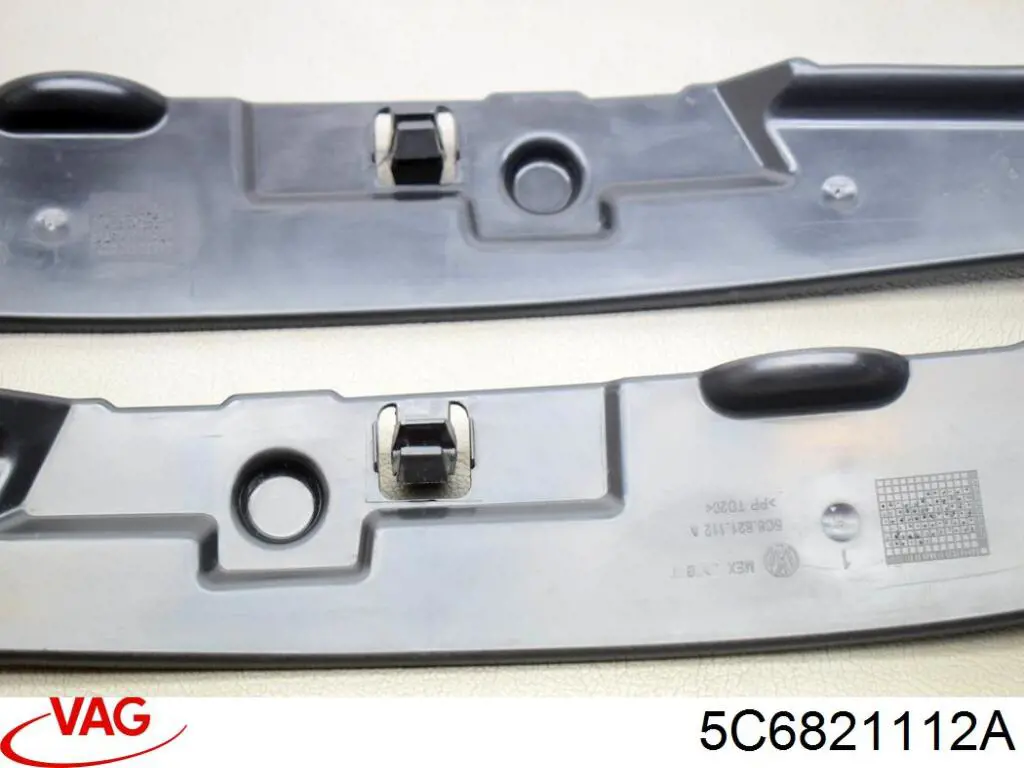 Ущільнювач крила VAG 5C6821112A ціна, від 9.88 USD