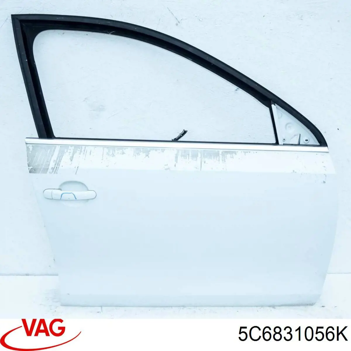 Двері передні, праві VAG 5C6831056K ціна, від 405.86 USD