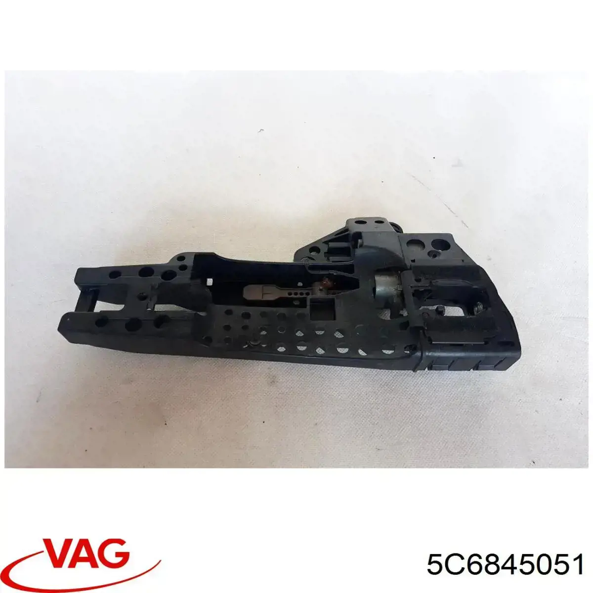5C6845051 VAG 