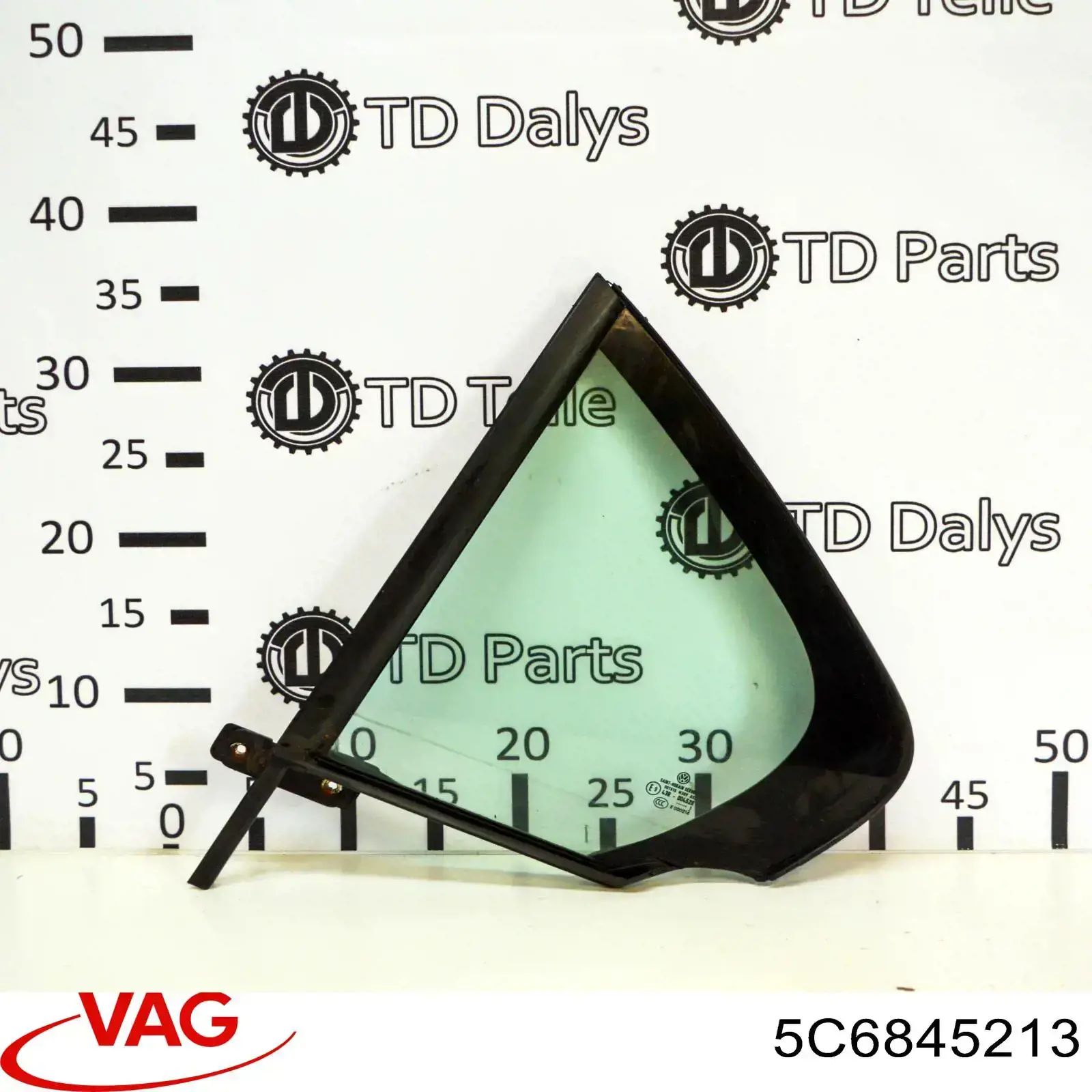 Скло-кватирка двері, задній, лівою VAG 5C6845213 ціна, від 6.35 USD