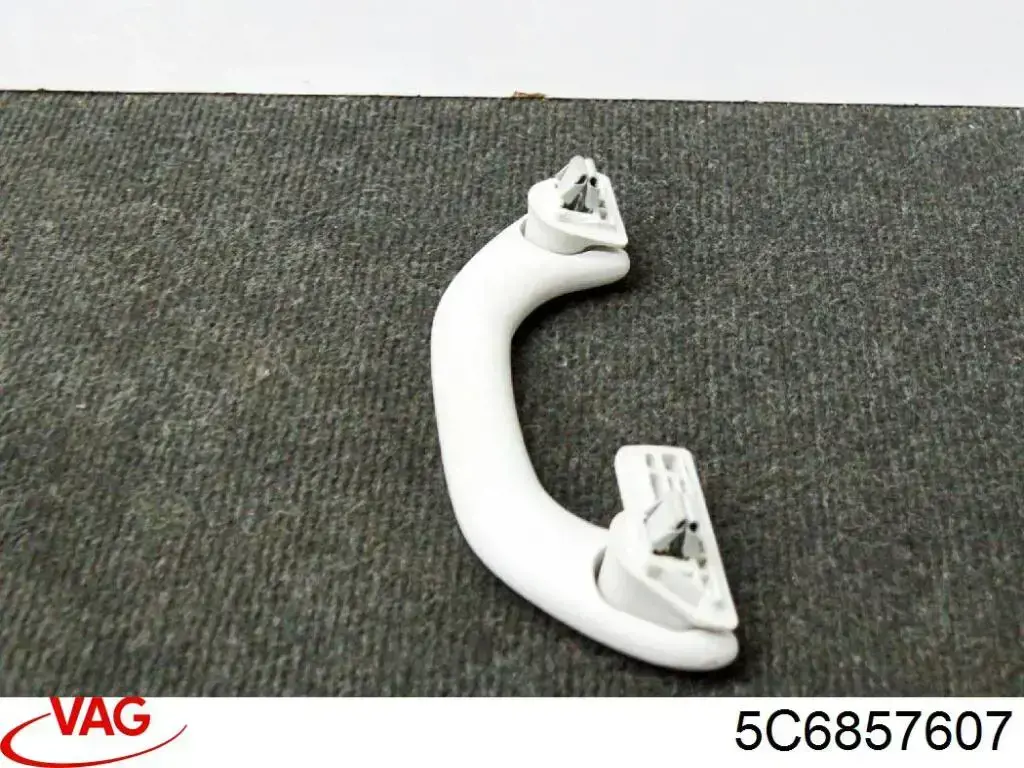  VAG 5C6857607