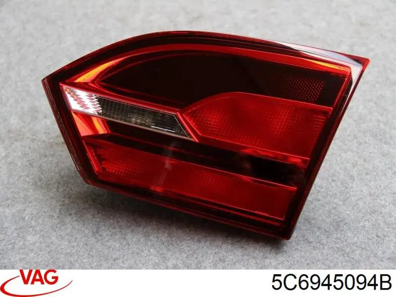 Стоп задній VAG 5C6945094B ціна, від 28.22 USD